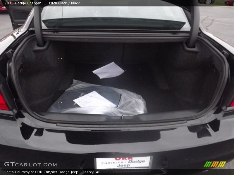 Pitch Black / Black 2013 Dodge Charger SE