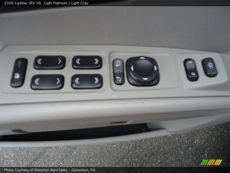 Light Platinum / Light Gray 2006 Cadillac SRX V8