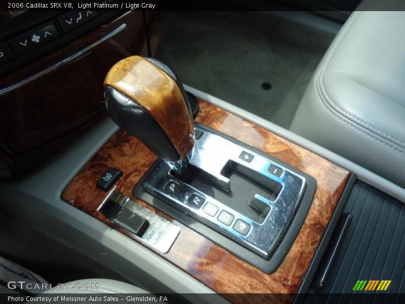 Light Platinum / Light Gray 2006 Cadillac SRX V8