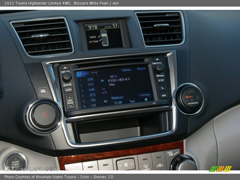 Blizzard White Pearl / Ash 2013 Toyota Highlander Limited 4WD
