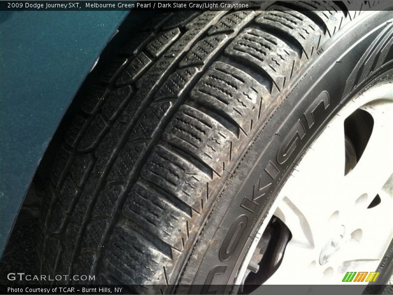 Melbourne Green Pearl / Dark Slate Gray/Light Graystone 2009 Dodge Journey SXT