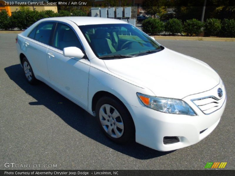 Super White / Ash Gray 2010 Toyota Camry LE
