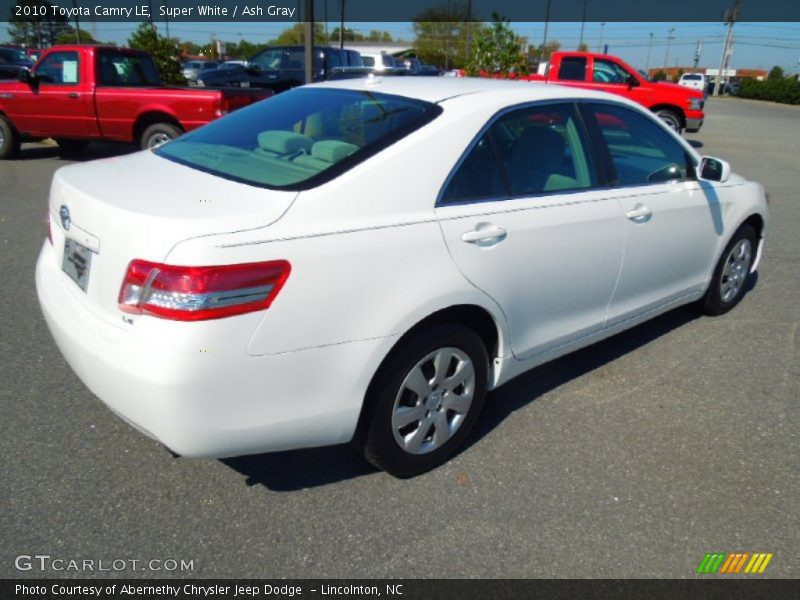 Super White / Ash Gray 2010 Toyota Camry LE