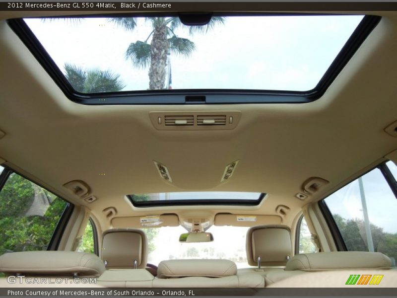 Sunroof of 2012 GL 550 4Matic