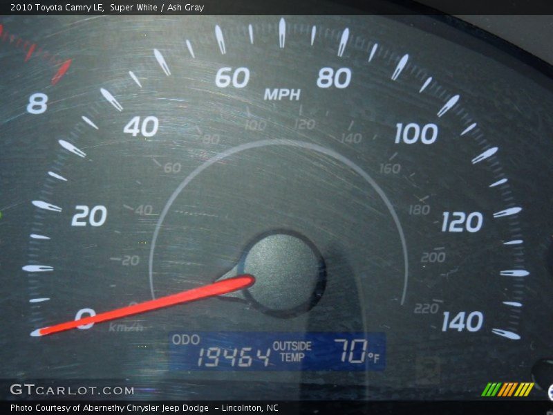 Super White / Ash Gray 2010 Toyota Camry LE