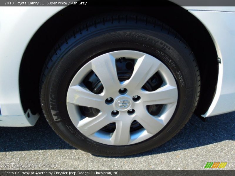 Super White / Ash Gray 2010 Toyota Camry LE