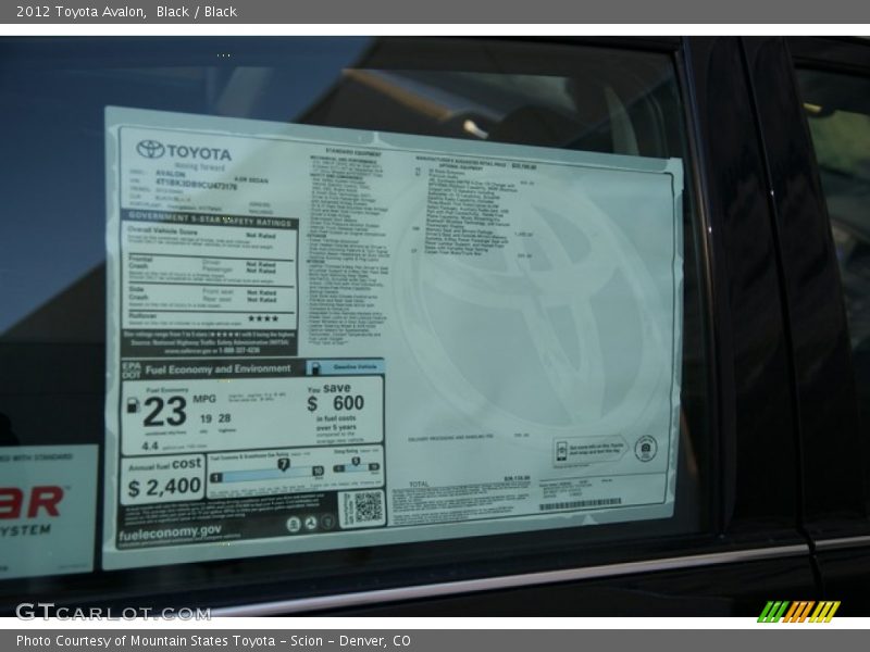 Black / Black 2012 Toyota Avalon