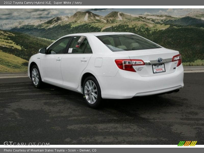 Super White / Ivory 2012 Toyota Camry Hybrid XLE