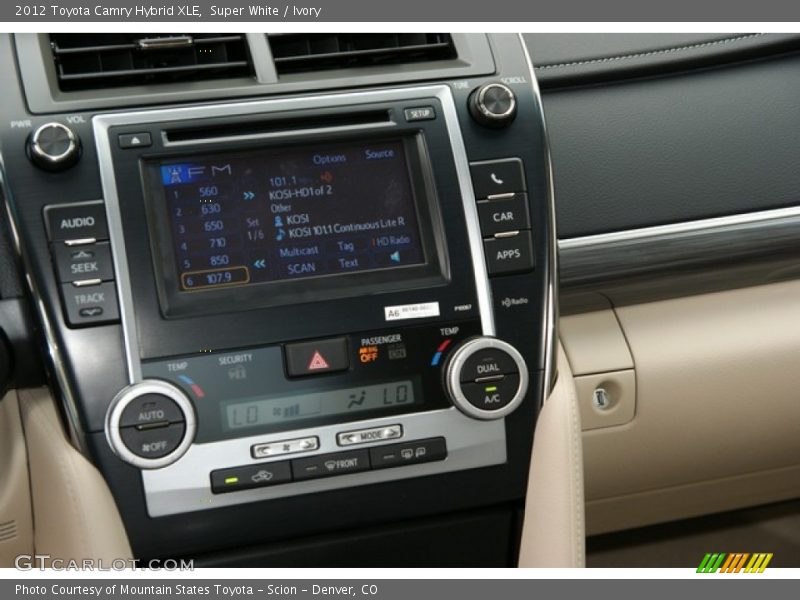 Super White / Ivory 2012 Toyota Camry Hybrid XLE