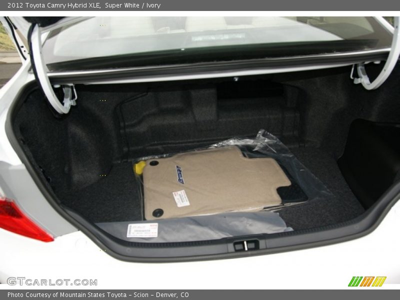 Super White / Ivory 2012 Toyota Camry Hybrid XLE