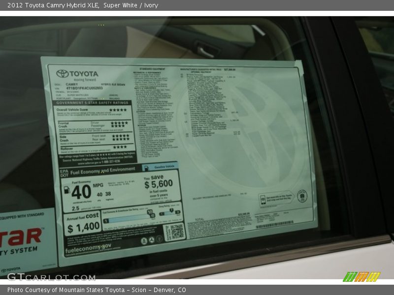 Super White / Ivory 2012 Toyota Camry Hybrid XLE