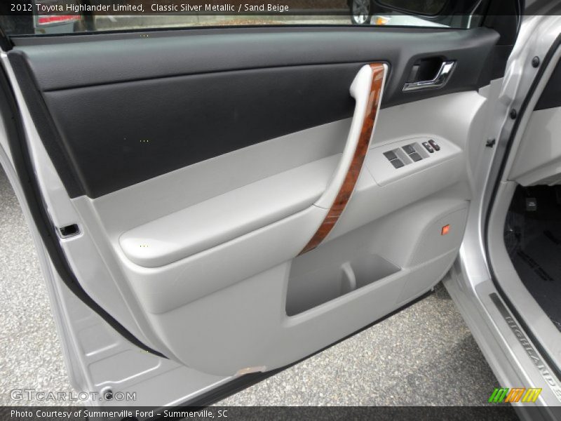 Classic Silver Metallic / Sand Beige 2012 Toyota Highlander Limited