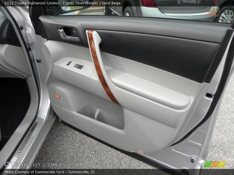 Classic Silver Metallic / Sand Beige 2012 Toyota Highlander Limited