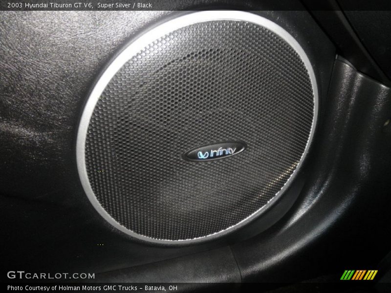 Super Silver / Black 2003 Hyundai Tiburon GT V6