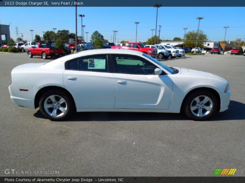 Ivory Pearl / Black 2013 Dodge Charger SE