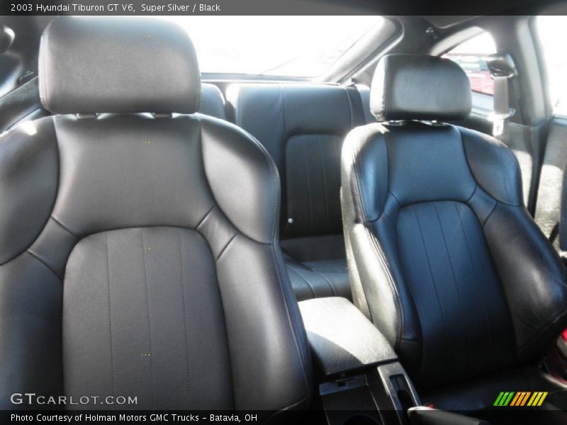 Front Seat of 2003 Tiburon GT V6