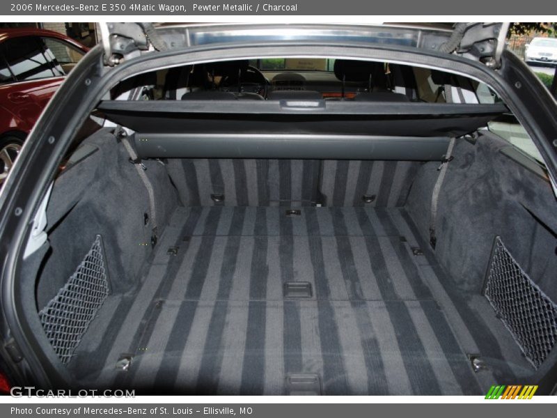  2006 E 350 4Matic Wagon Trunk