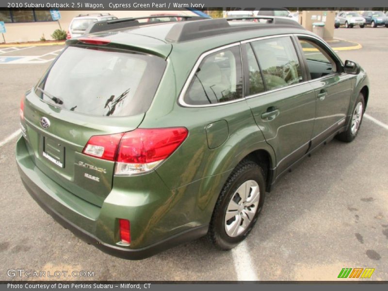 Cypress Green Pearl / Warm Ivory 2010 Subaru Outback 2.5i Wagon