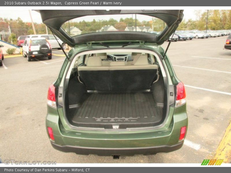 Cypress Green Pearl / Warm Ivory 2010 Subaru Outback 2.5i Wagon