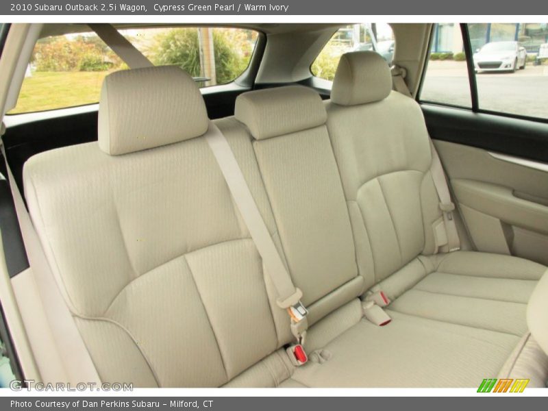 Cypress Green Pearl / Warm Ivory 2010 Subaru Outback 2.5i Wagon