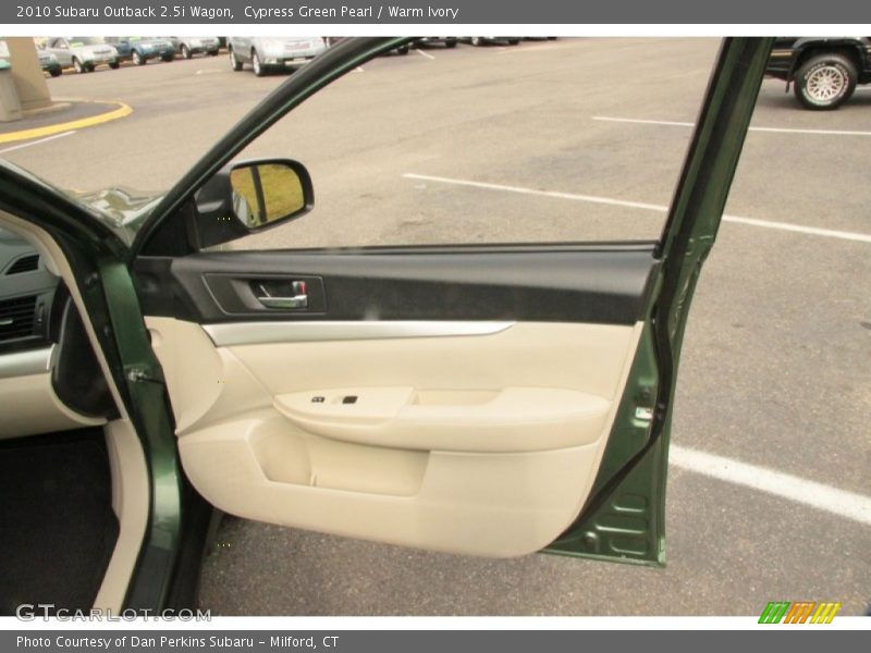 Cypress Green Pearl / Warm Ivory 2010 Subaru Outback 2.5i Wagon