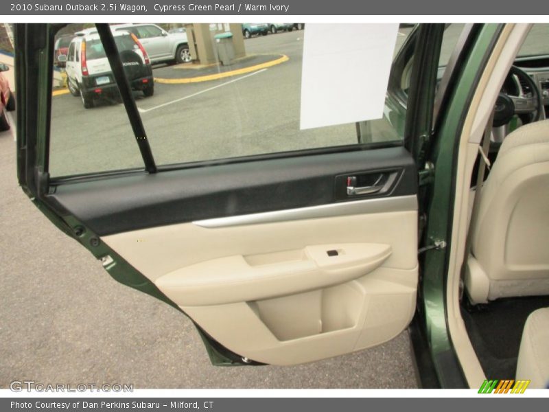 Cypress Green Pearl / Warm Ivory 2010 Subaru Outback 2.5i Wagon