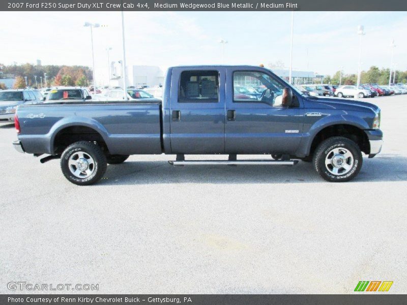 Medium Wedgewood Blue Metallic / Medium Flint 2007 Ford F250 Super Duty XLT Crew Cab 4x4