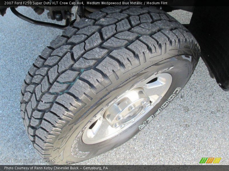 Medium Wedgewood Blue Metallic / Medium Flint 2007 Ford F250 Super Duty XLT Crew Cab 4x4