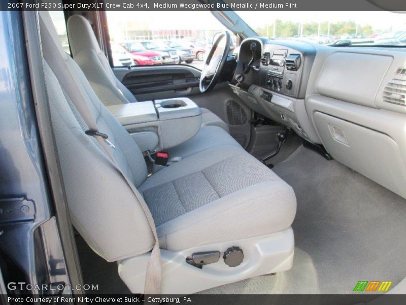 Medium Wedgewood Blue Metallic / Medium Flint 2007 Ford F250 Super Duty XLT Crew Cab 4x4