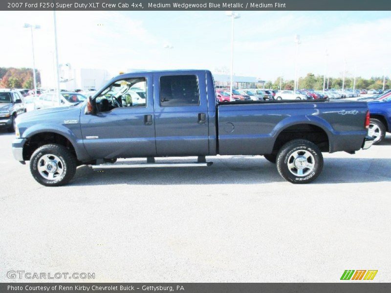 Medium Wedgewood Blue Metallic / Medium Flint 2007 Ford F250 Super Duty XLT Crew Cab 4x4