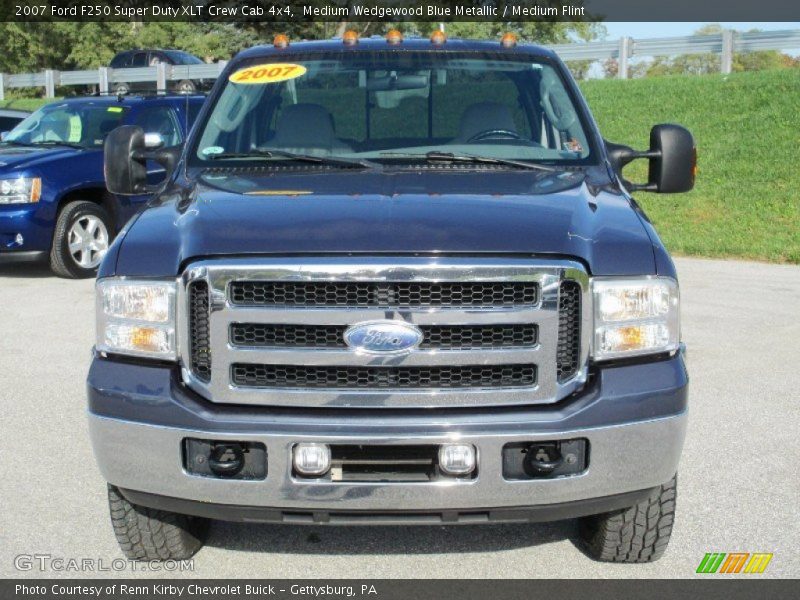 Medium Wedgewood Blue Metallic / Medium Flint 2007 Ford F250 Super Duty XLT Crew Cab 4x4
