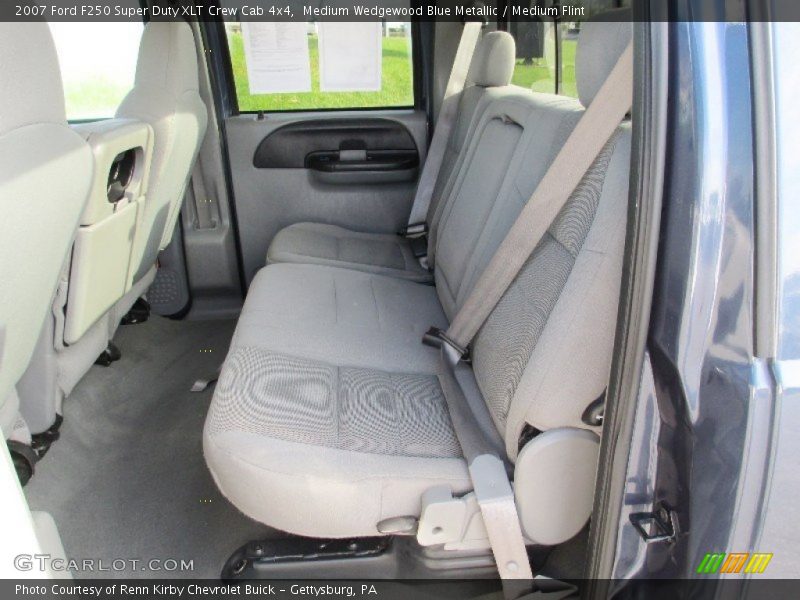 Medium Wedgewood Blue Metallic / Medium Flint 2007 Ford F250 Super Duty XLT Crew Cab 4x4