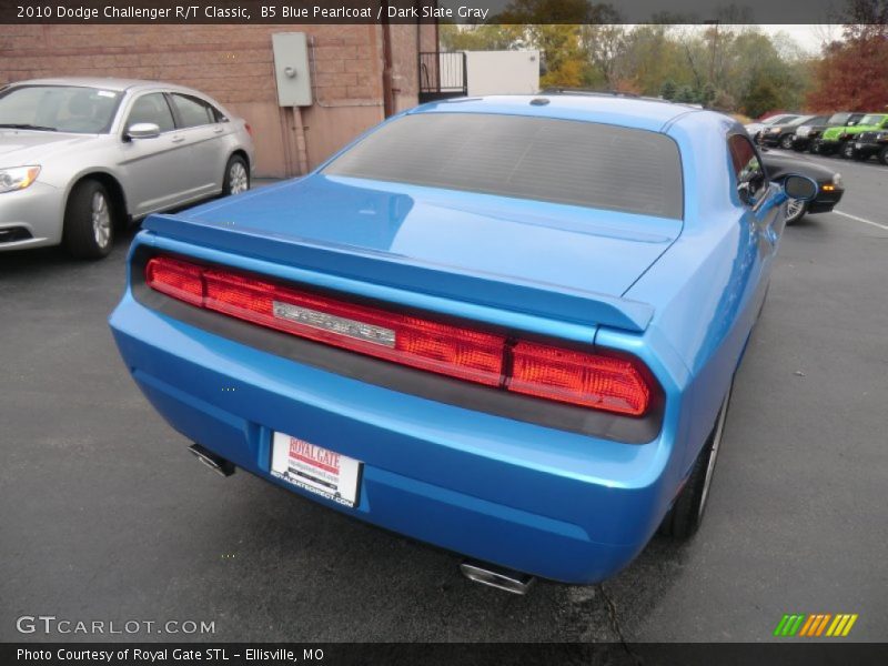 B5 Blue Pearlcoat / Dark Slate Gray 2010 Dodge Challenger R/T Classic
