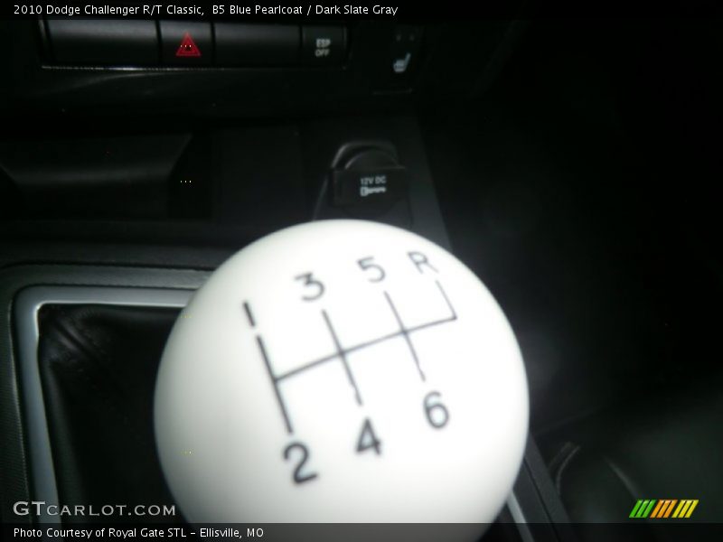  2010 Challenger R/T Classic 6 Speed Manual Shifter