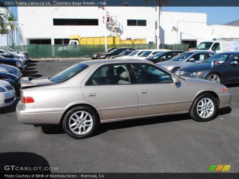 Cashmere Beige Metallic / Oak 2001 Toyota Camry LE V6