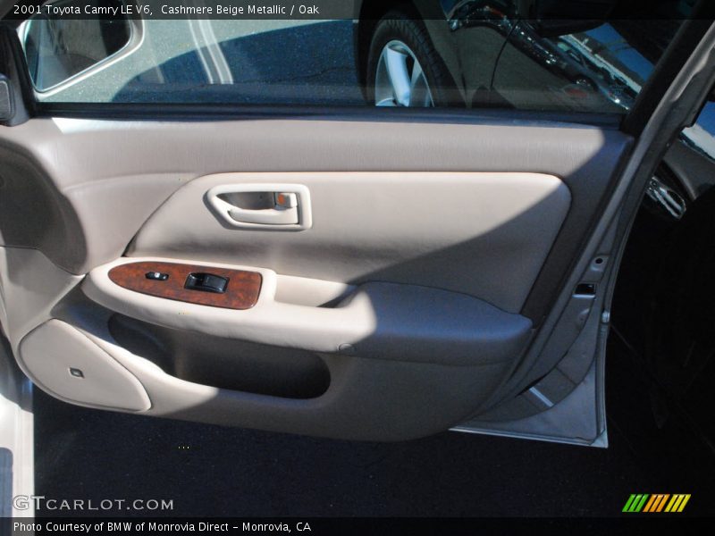 Cashmere Beige Metallic / Oak 2001 Toyota Camry LE V6
