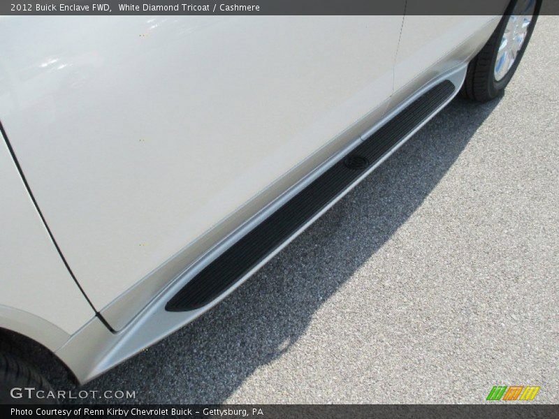 White Diamond Tricoat / Cashmere 2012 Buick Enclave FWD