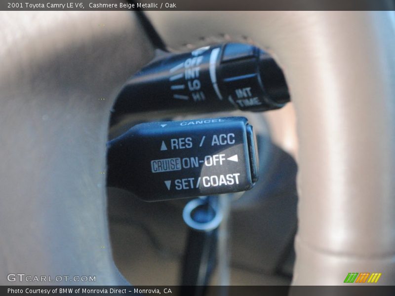 Cashmere Beige Metallic / Oak 2001 Toyota Camry LE V6