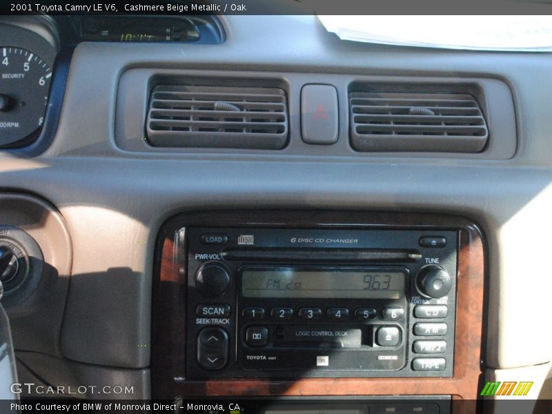 Cashmere Beige Metallic / Oak 2001 Toyota Camry LE V6