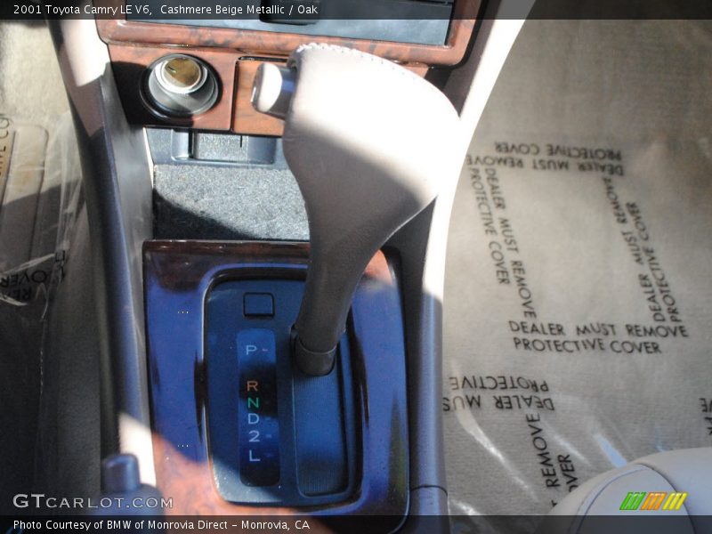 Cashmere Beige Metallic / Oak 2001 Toyota Camry LE V6