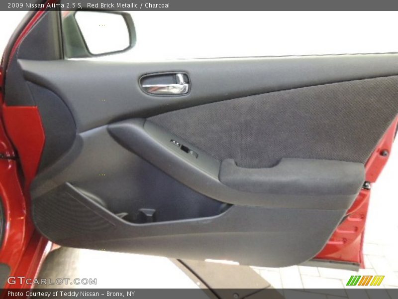 Red Brick Metallic / Charcoal 2009 Nissan Altima 2.5 S