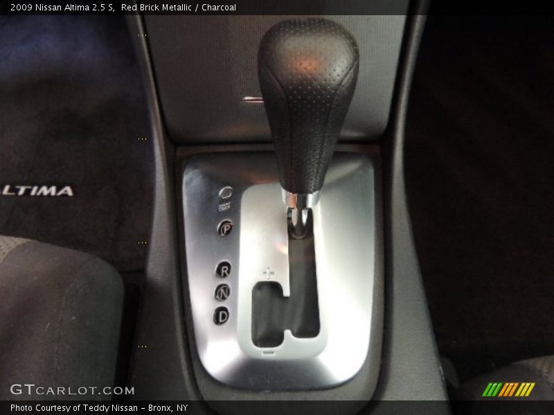 Red Brick Metallic / Charcoal 2009 Nissan Altima 2.5 S