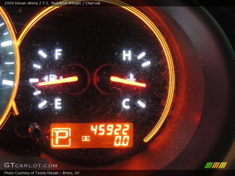 Red Brick Metallic / Charcoal 2009 Nissan Altima 2.5 S