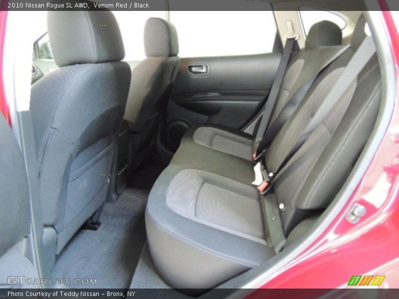 Venom Red / Black 2010 Nissan Rogue SL AWD