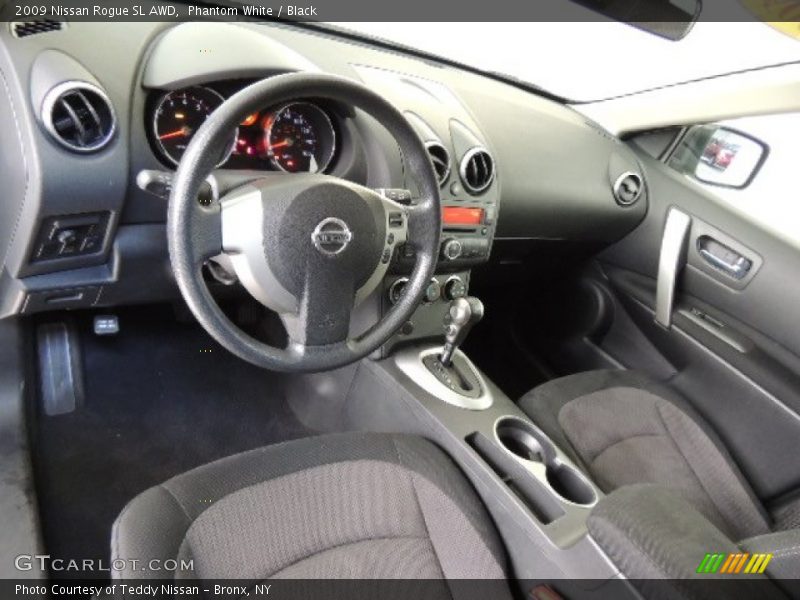 Phantom White / Black 2009 Nissan Rogue SL AWD