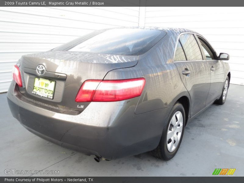 Magnetic Gray Metallic / Bisque 2009 Toyota Camry LE