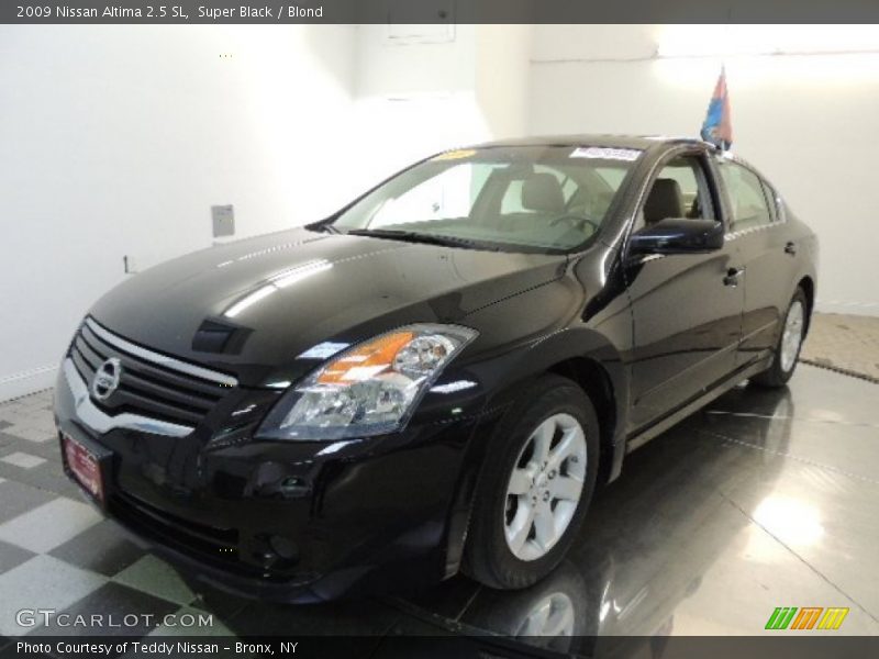 Super Black / Blond 2009 Nissan Altima 2.5 SL