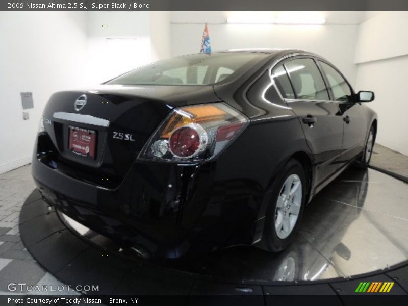 Super Black / Blond 2009 Nissan Altima 2.5 SL
