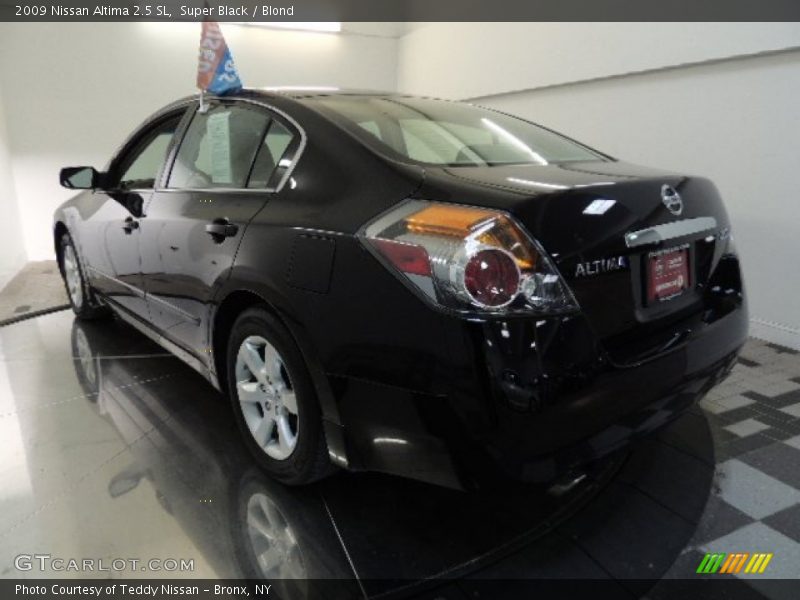 Super Black / Blond 2009 Nissan Altima 2.5 SL
