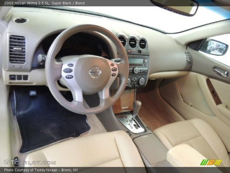 Super Black / Blond 2009 Nissan Altima 2.5 SL